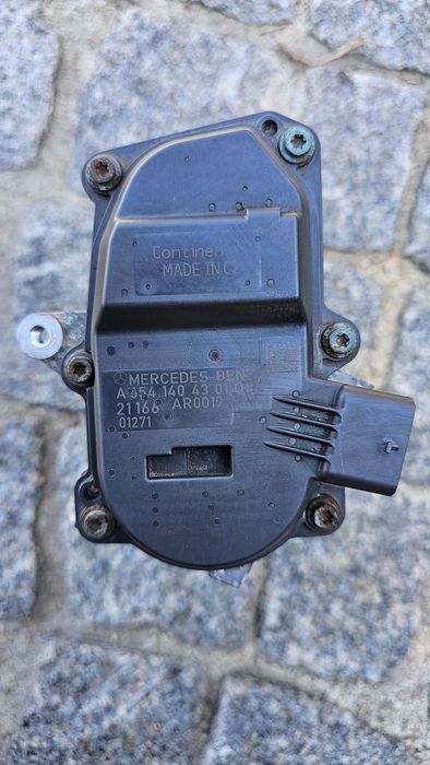 Mercedes-Benz EGR VALVE