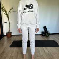 Костюм женский new balance