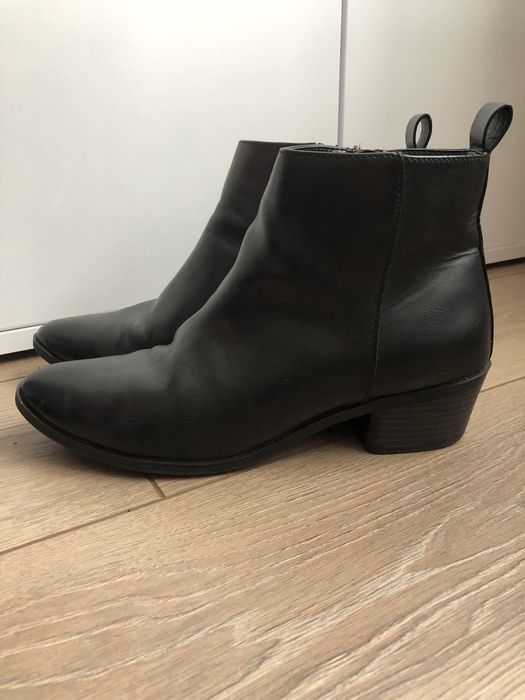 Черевички ботинки