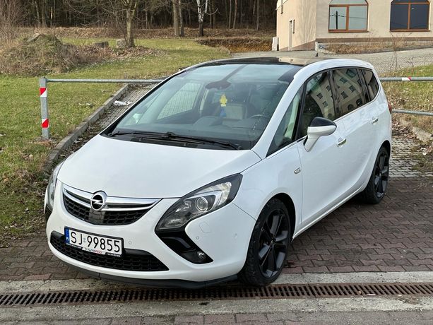Opel zafira tourer cosmo 7 osobowy