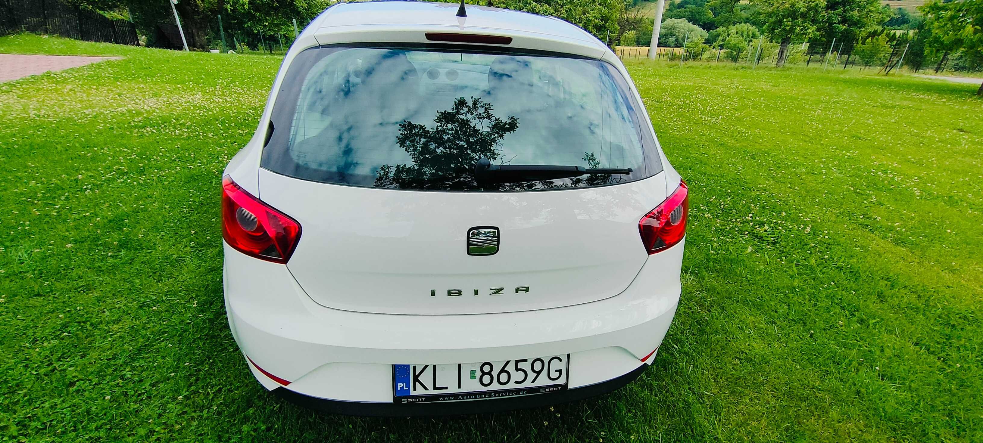 Seat Ibiza 2013r. 1.4 16V  120000km przebiegu SUPER STAN!!!