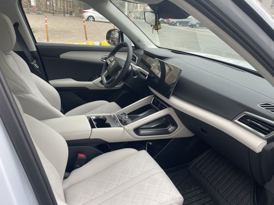 BYD YUAN UP  Максимальної комплектації + Додатковий пакет опцій