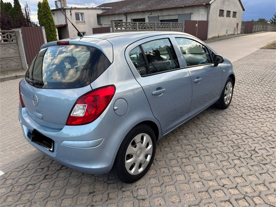 Opel Corsa D 1.2 benzyna na łańcuszku, śliczna, ocynk