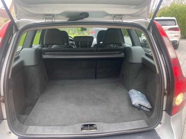 VOLVO V50 kinetic 2.0 Diesel klima