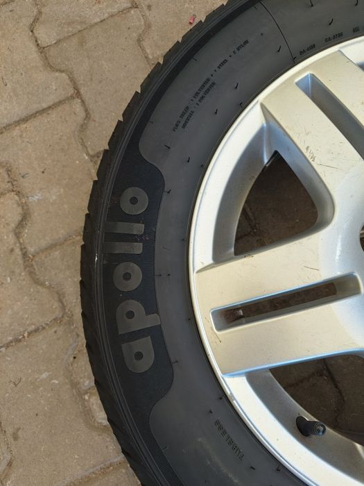 Koło zapasowe felga aluminiowa 5 X 100 VW 6 X 15 ET 38 otwór: 57.1