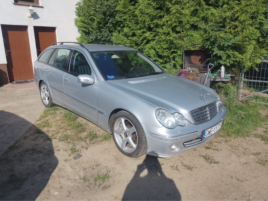 Sprzedam w calosci lub na czesci