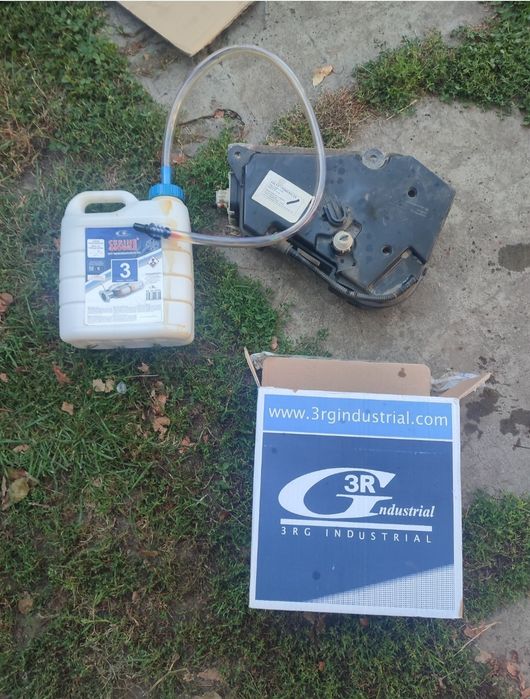 Пежо 3008  2011 року