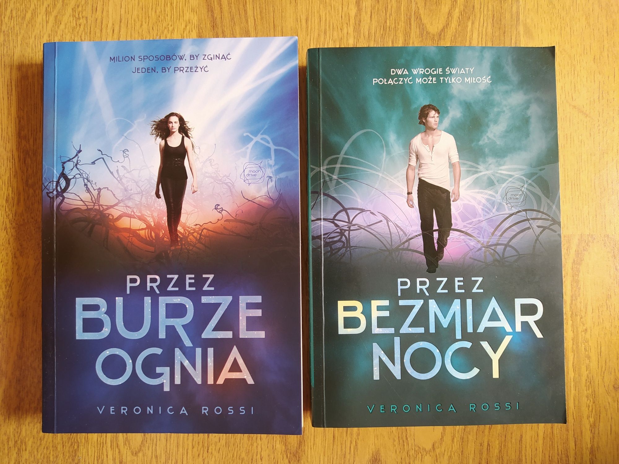 Veronica Rossi 'Przez Burze Ognia' (tom 1)