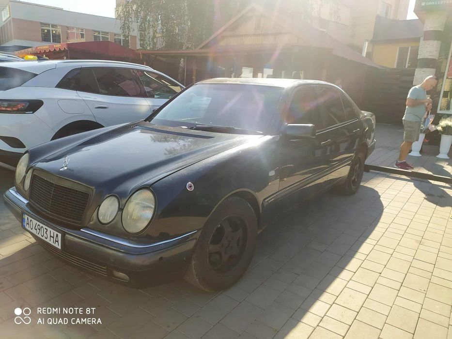 Мерседес E200 або обмин
