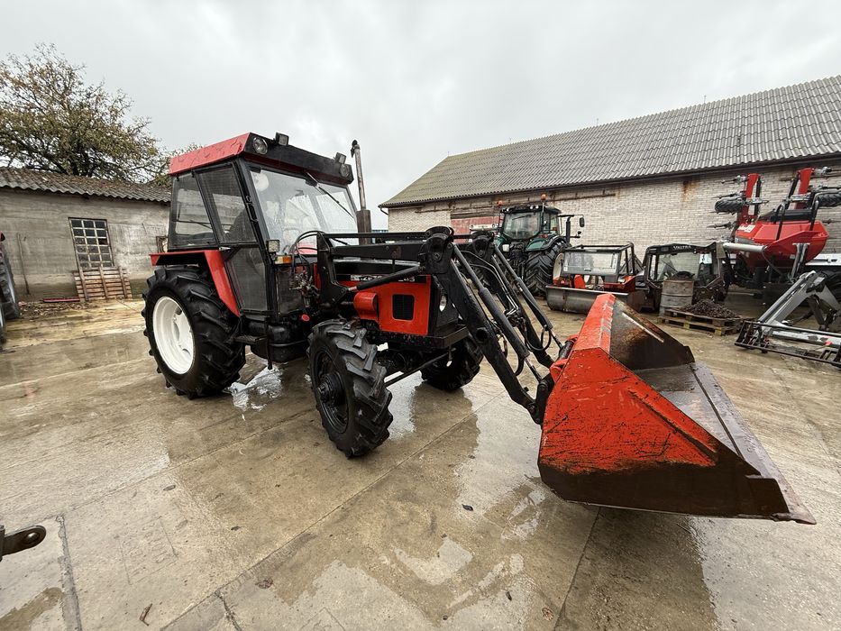 Zetor 7245 z ładowaczem. Z Norwegii