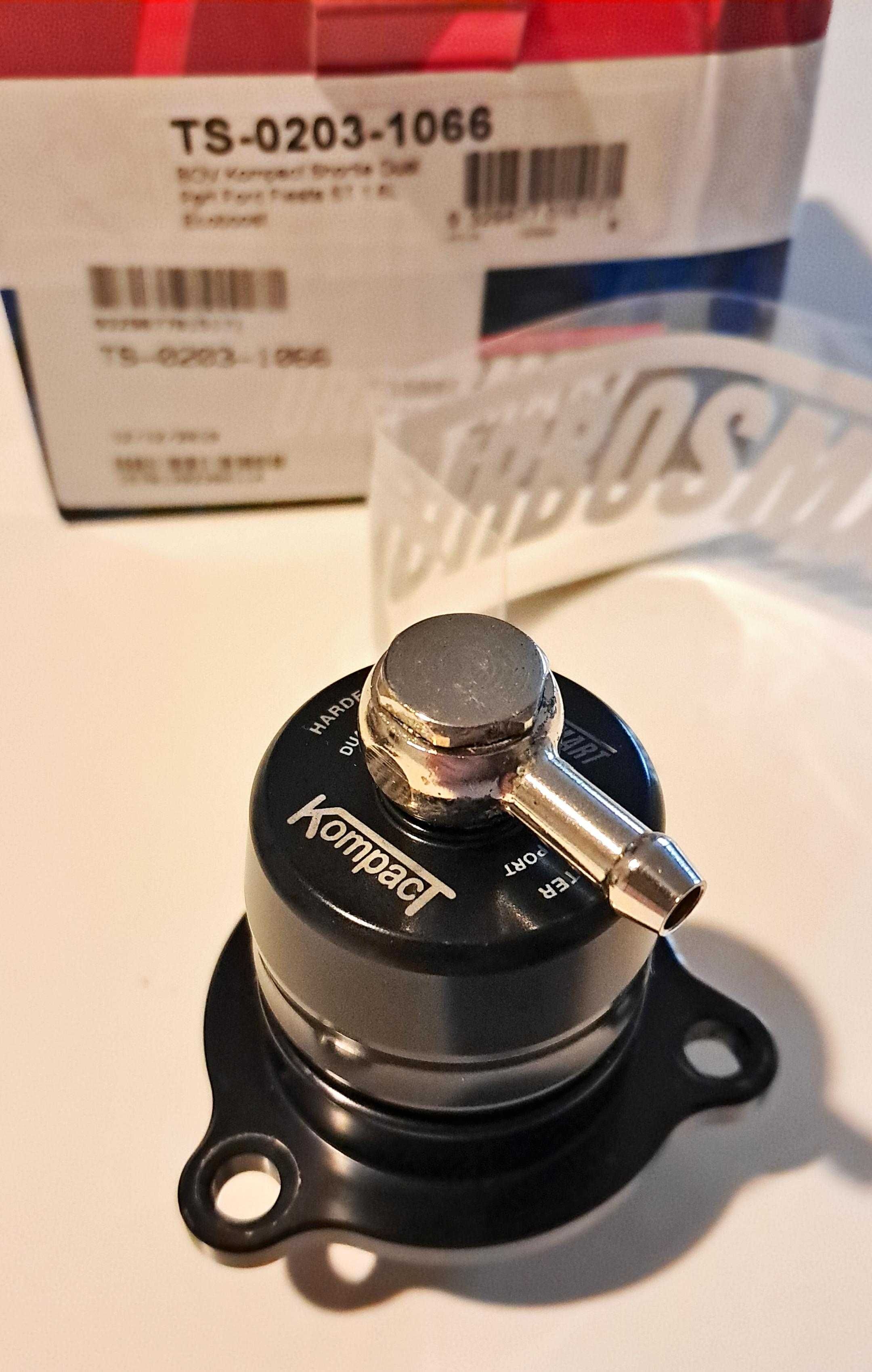 Zawór blow off BOV Turbosmart TS0203 model 1066 Ford Fiesta ST 1.6 Eco