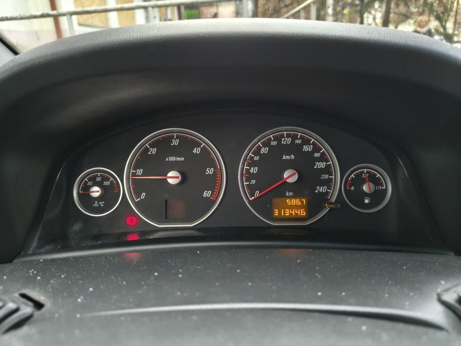 Опель сигнум 1.9 cdti