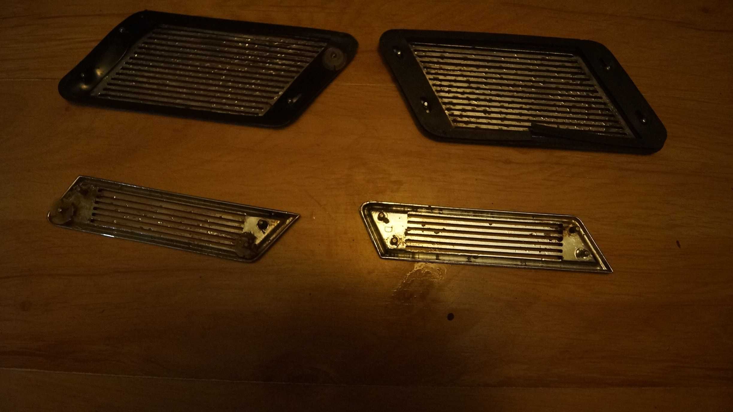 Fiat 125p 1300 wloty kratki powietrza chrom 1968r oryginalny 2 sz dużę
