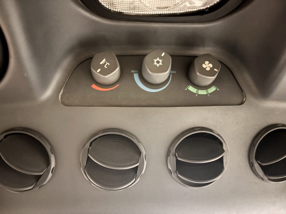 Laborghini R1.55 Agrokid sadowniczy zdalnie sterowany