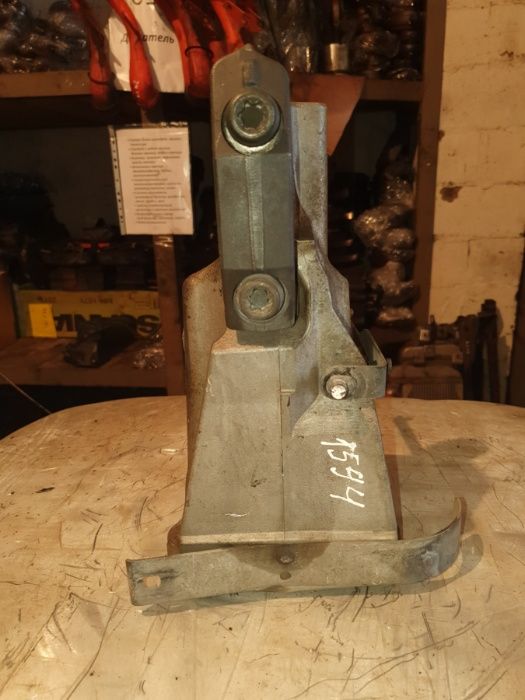 Кронштейн кабины Scania R-серия