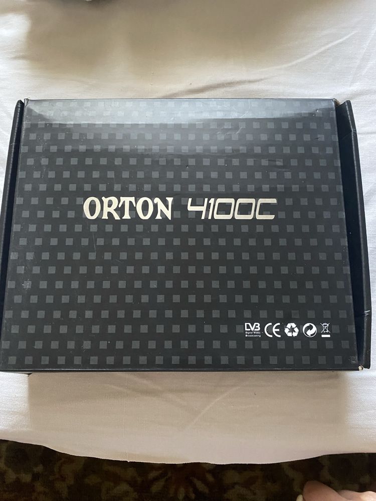цифровий супутниковий ресивер Orton 4100C NEW