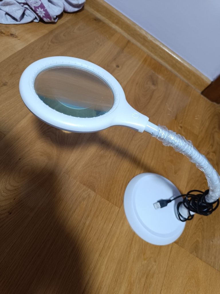 Lampa LED powiększająca, do stylizacji paznokci