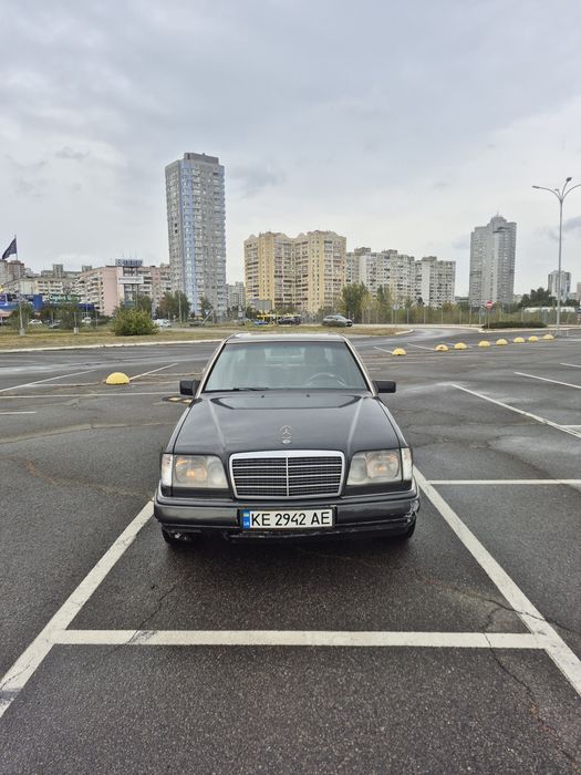 Продам Мерседес 124 2л бензин