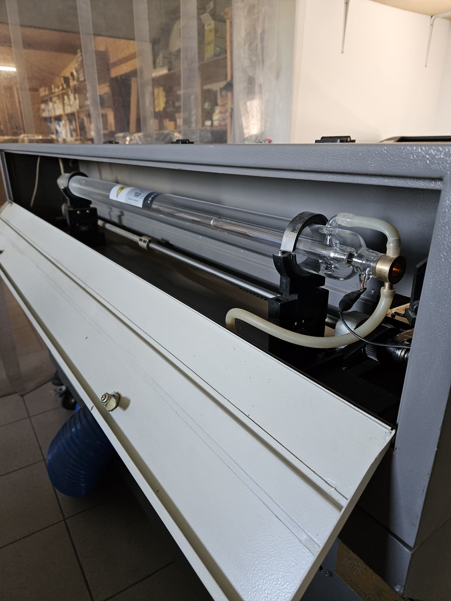 Sprzedam ploter laserowy cnc CO2 o mocy 60W