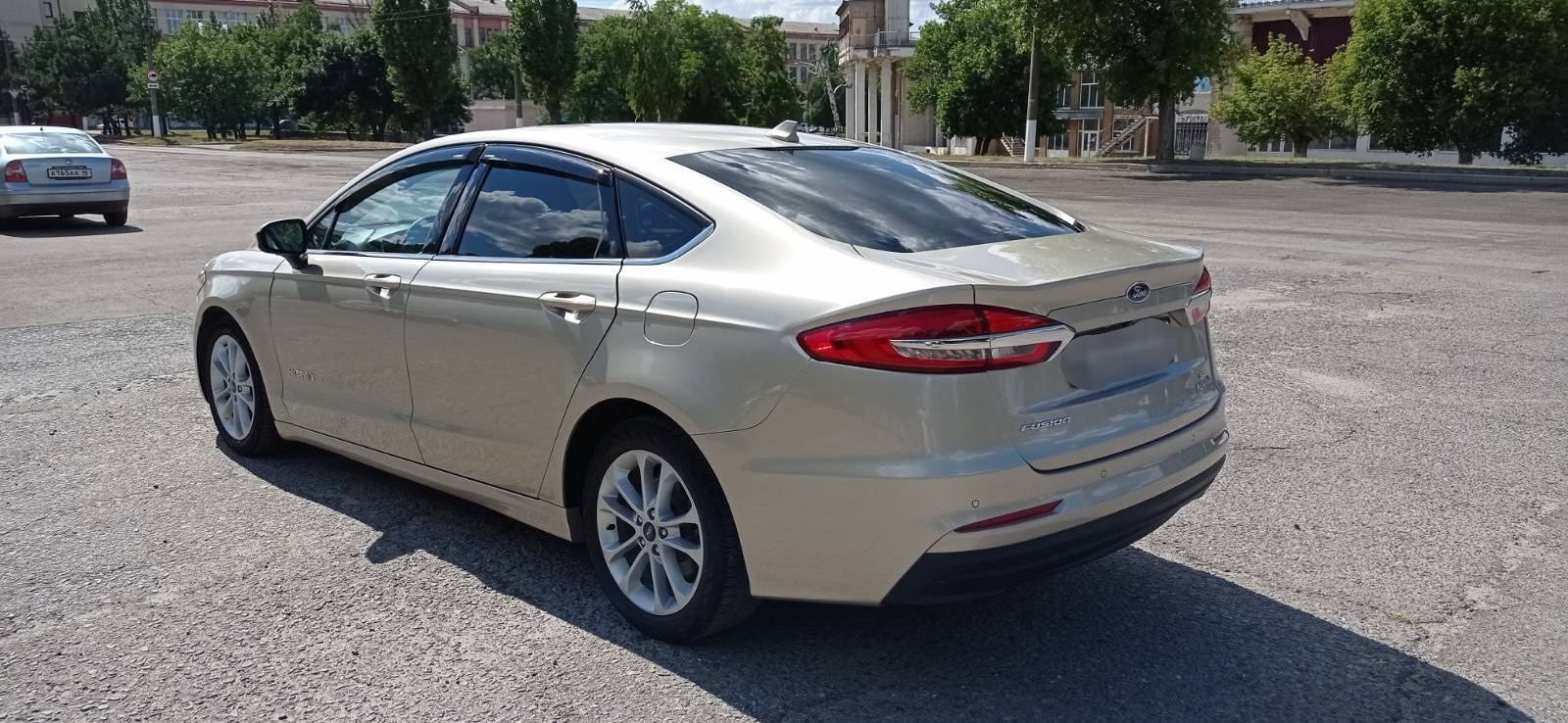 Ford fusion HYBRID