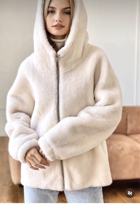 Продаю шубку з натуральної овчини розмір S,M