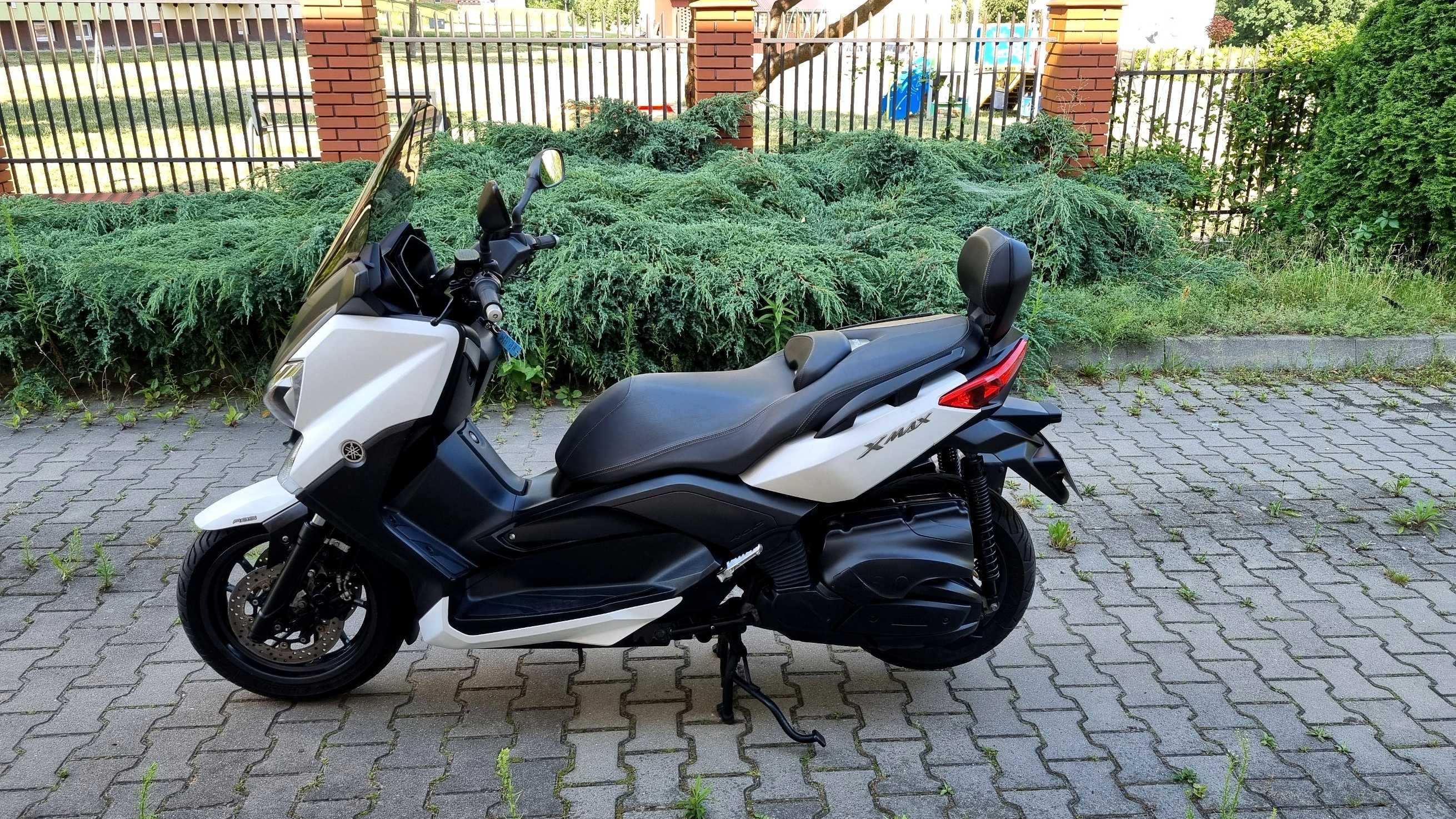 Yamaha X-max 400 xmax Akrapovic, grzane manetki, oparcie, LED, ABS,