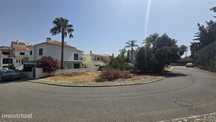 Lote de Terreno - Com Projeto para Moradia Unifamiliar - Perto da Prai