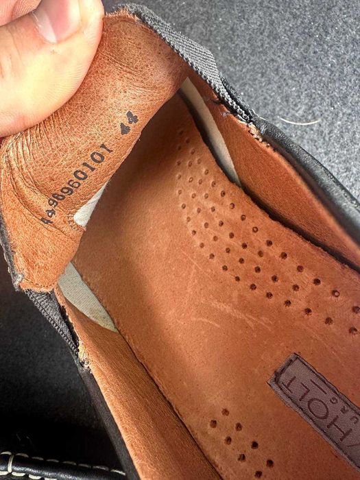 Чоловічі шкіряні мокасини