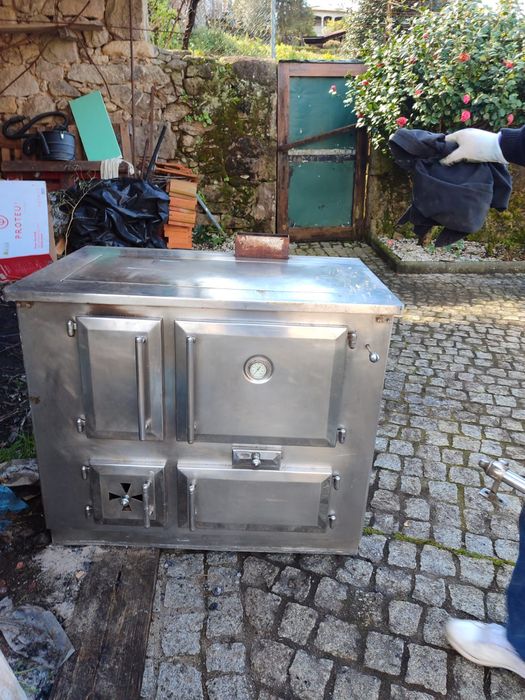 Fogão a lenha em inox