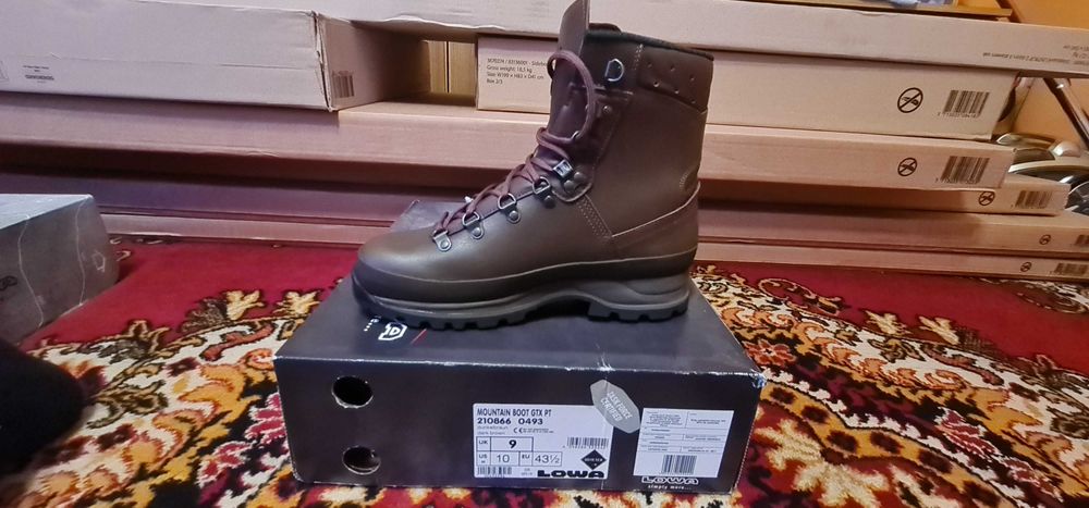 Lowa mountain boot gtx rozm. 43. 1/2