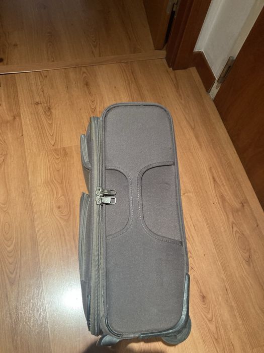 Mala viagem  cabine marca samsonite