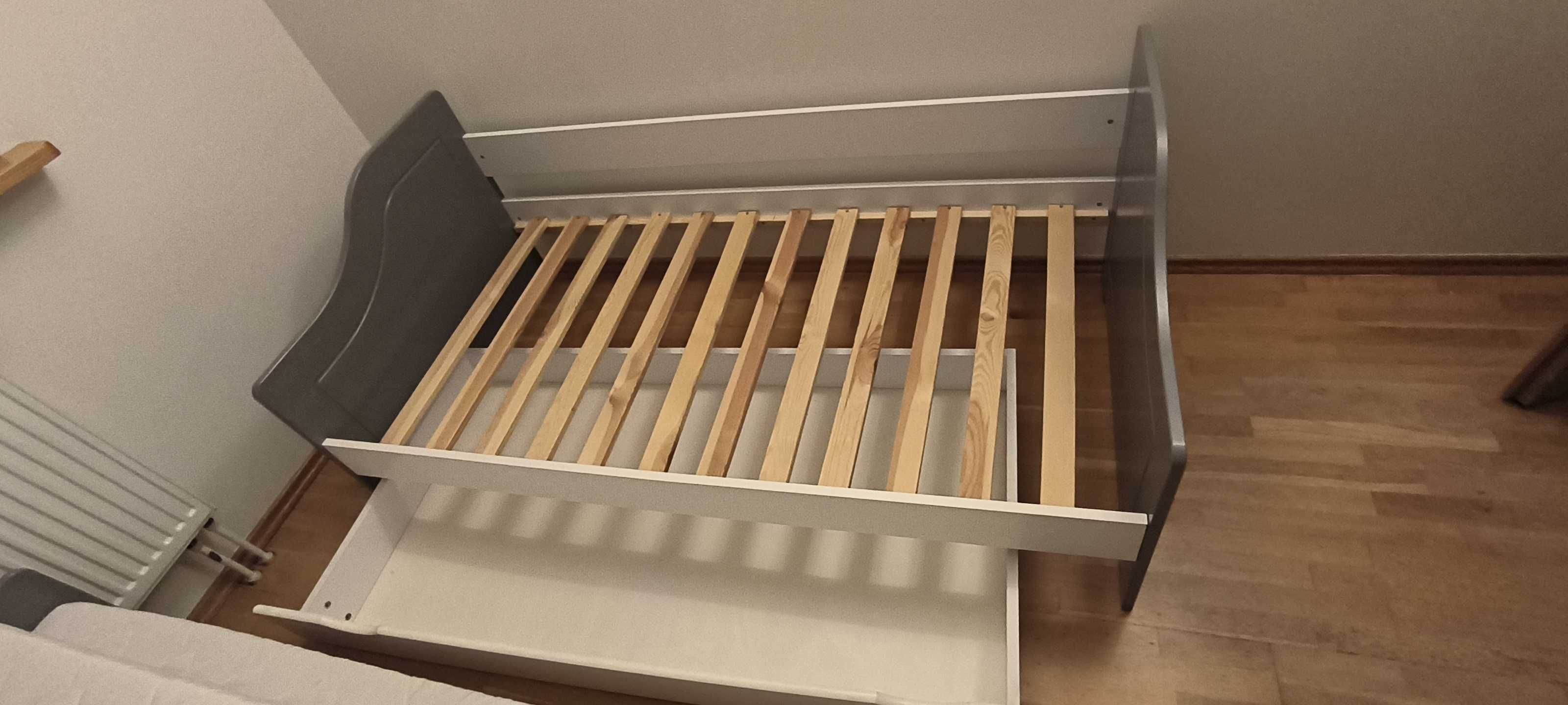 Łóżko dla dzieci z szufladą i materacem