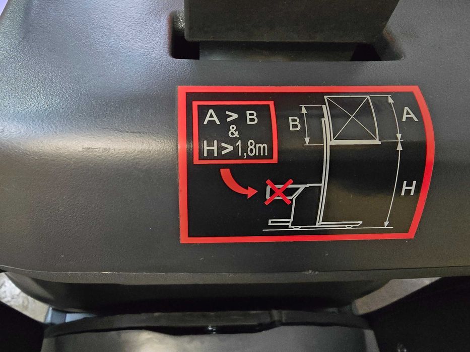 Штабелер самохідний Linde 1.4 тонни, підйом 4,352 метра 2021 рік