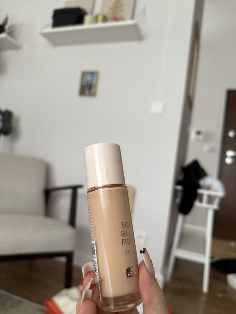Catrice Soft Glam Filter Fluid Glow Booster 30ml – rozświetlający
