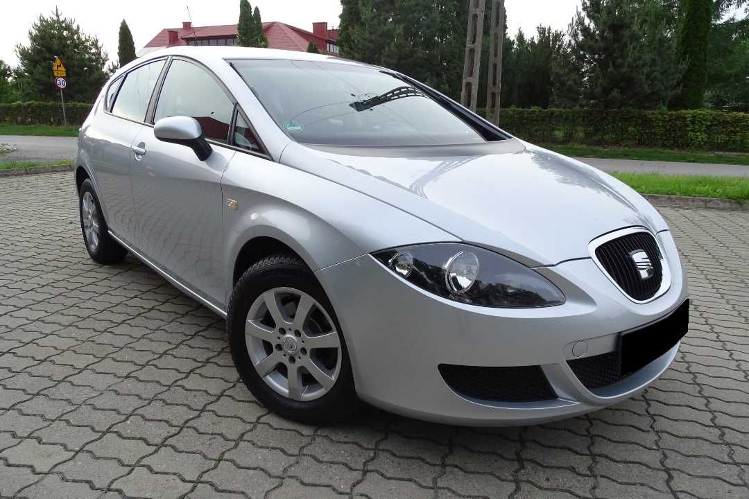 SEAT LEON 1.6 mpi benzyna  * * * NISKI PRZEBIEG * * * BENZYNA
