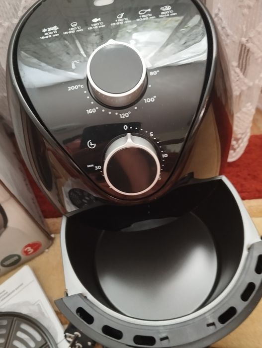 Аерофритюрниця SilverCrest SHLF 1000 A1