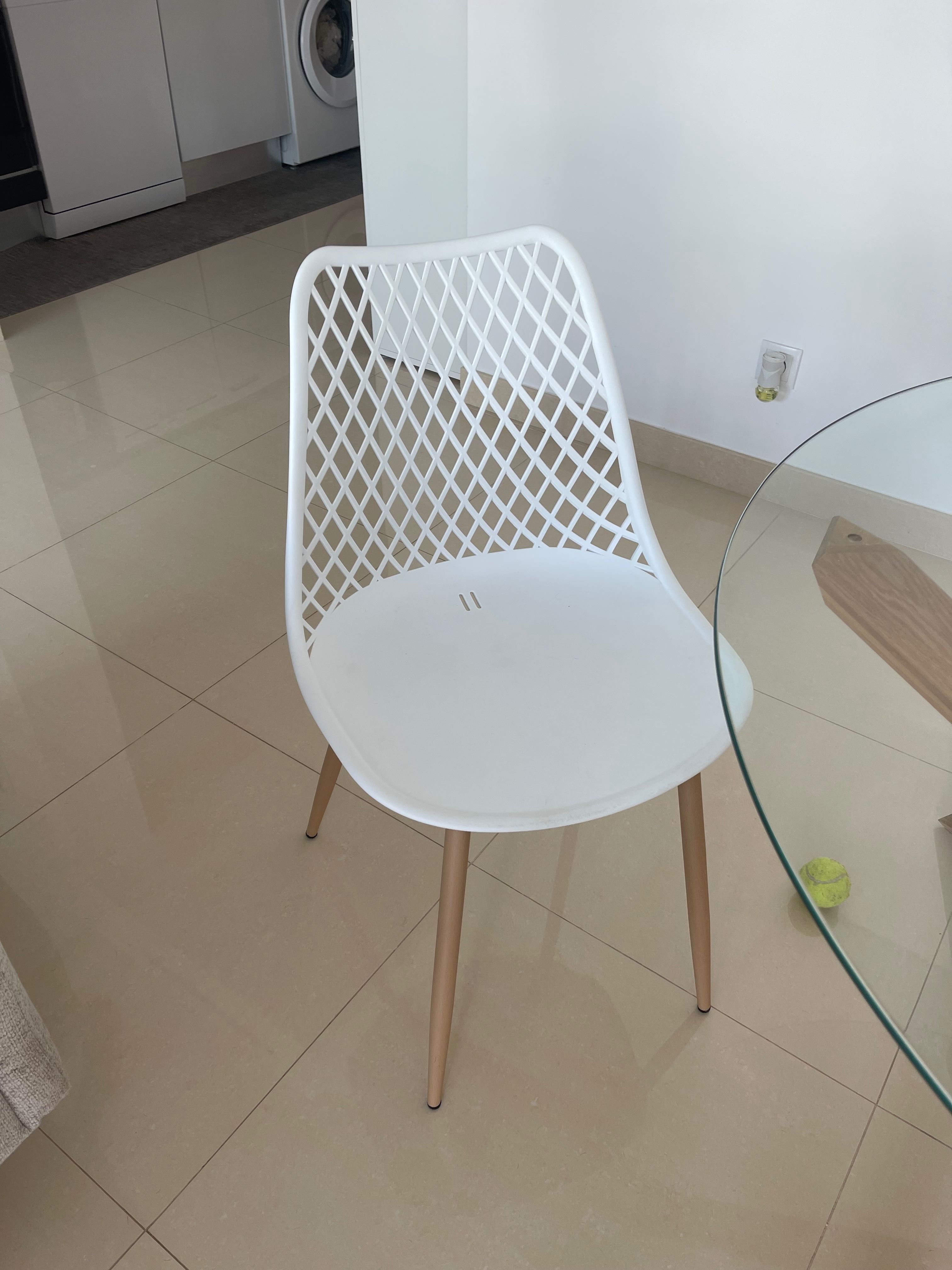 Mesa (4lugares) 120cm e 3 cadeiras