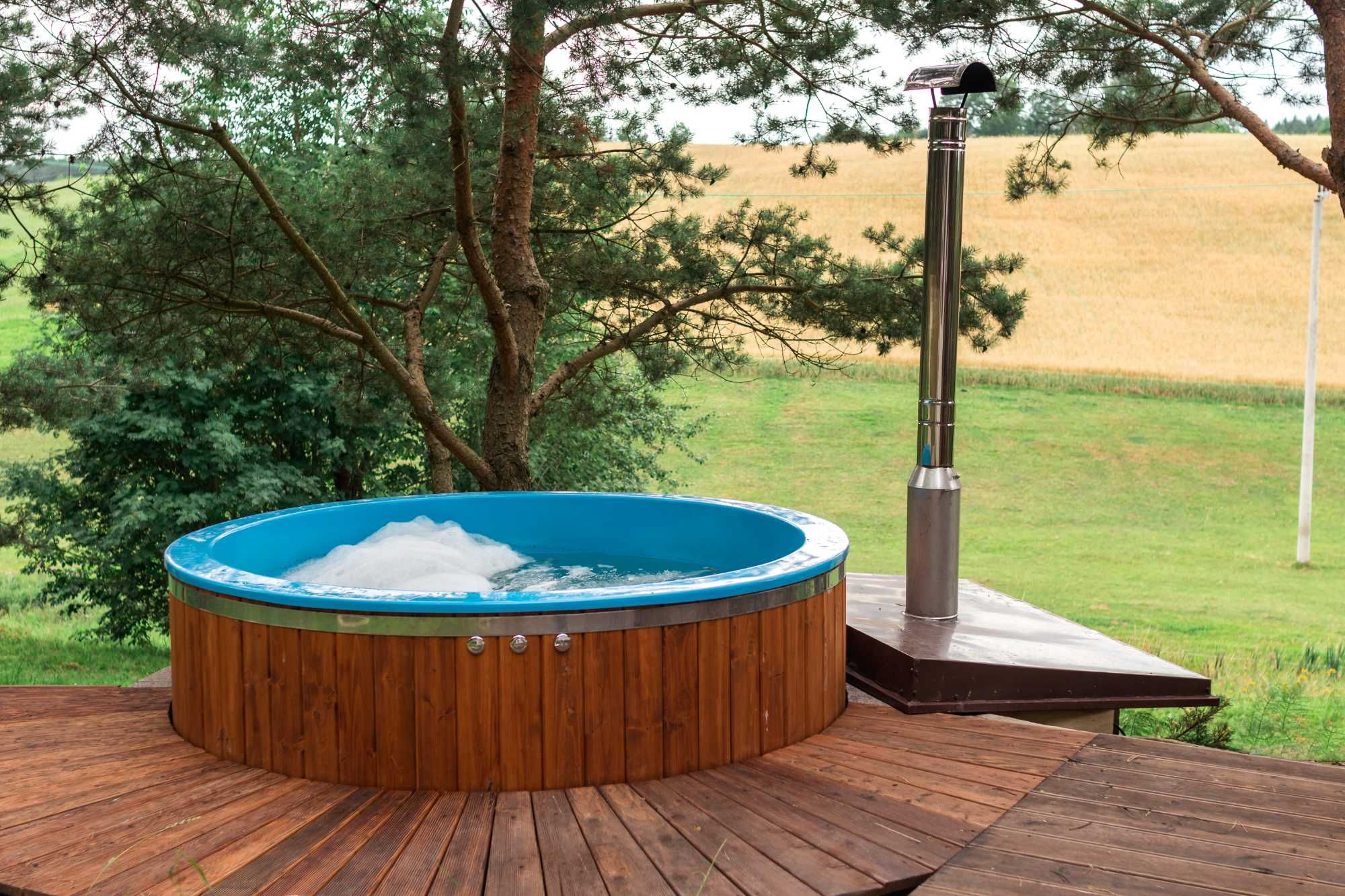 Domek z Alpakami na Kaszubach balia jacuzzi 8osób