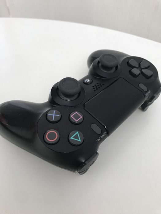 Приставка Sony PS4 Pro