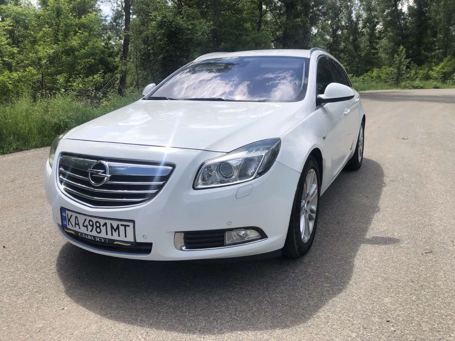 Opel Insignia 2.0  • Надійна, доглянута, без вкладень!