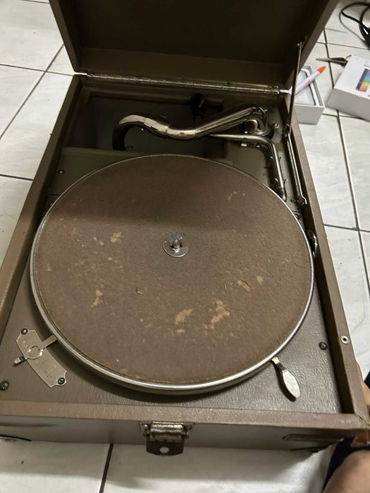 Gira-Discos Vintage de Mesa