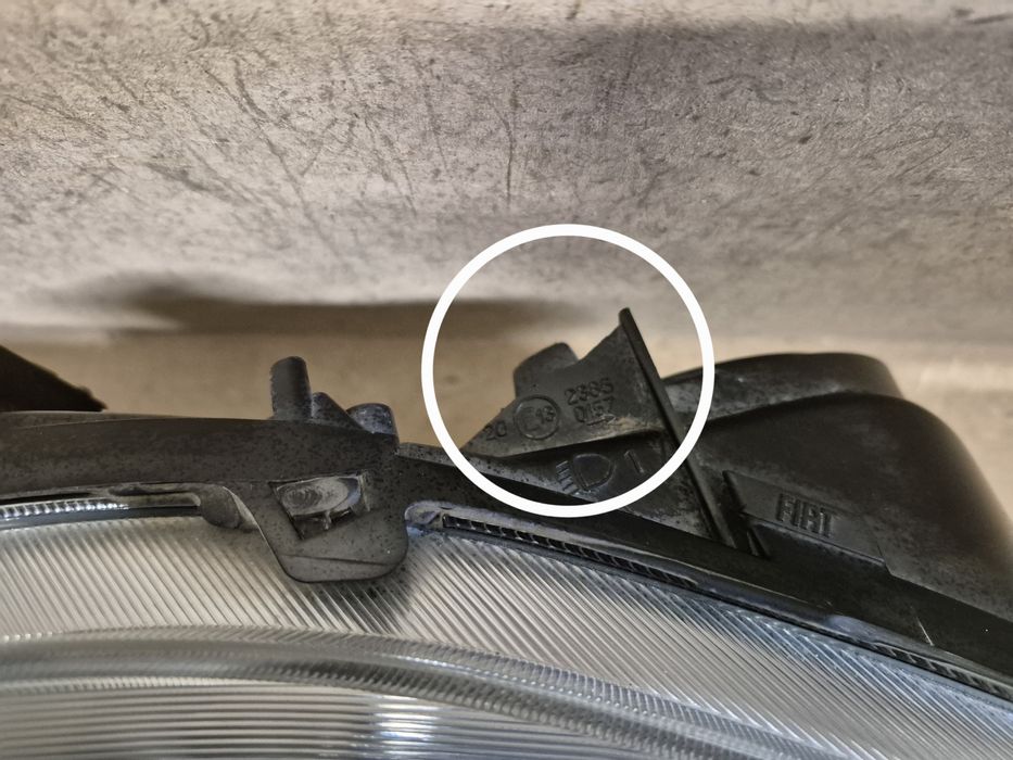 Lampa reflektor fiat croma bravo lift prawy europa zwykly