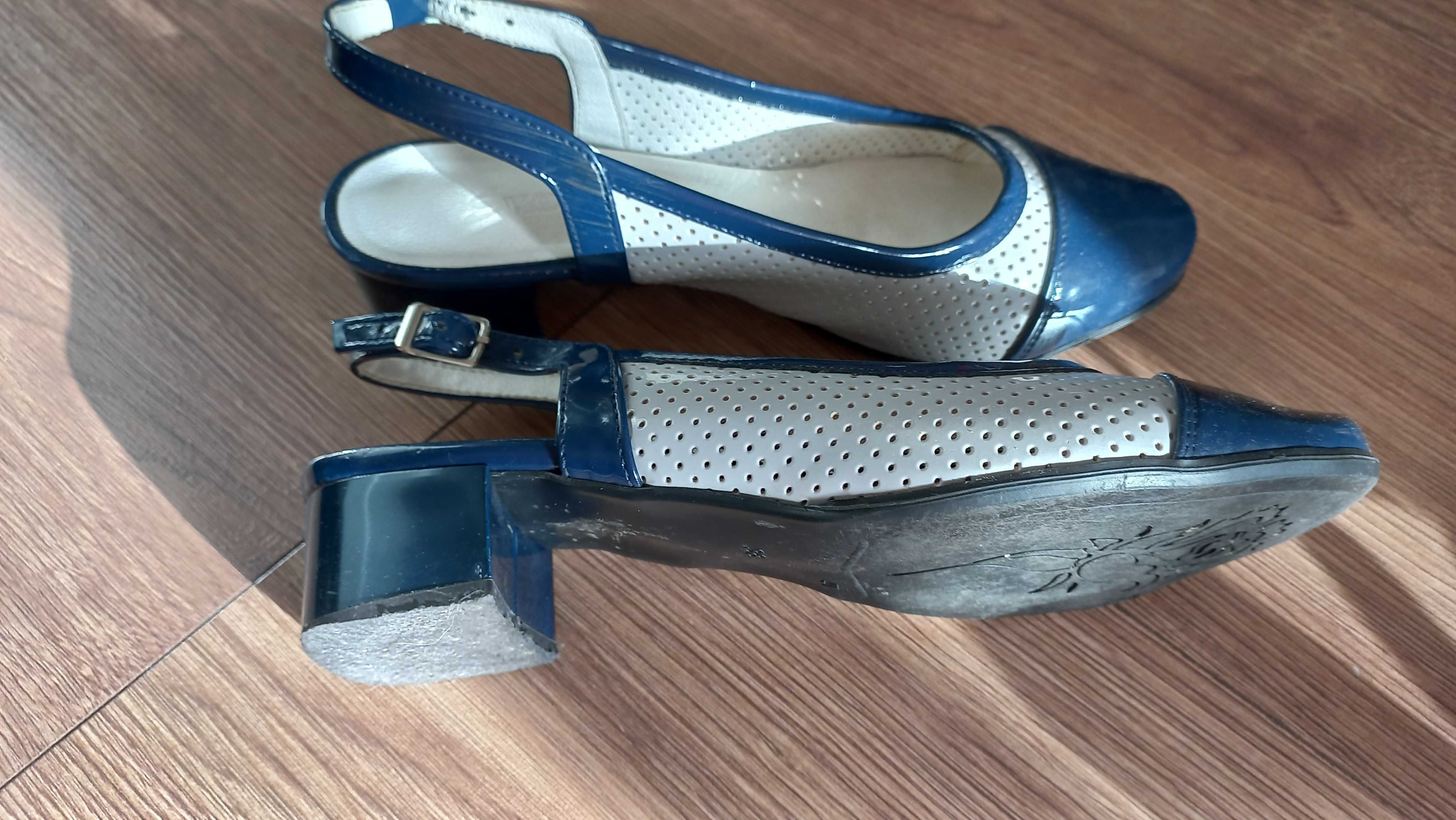 Buty damskie ze skóry sandałki r.38 słupek  baleriny