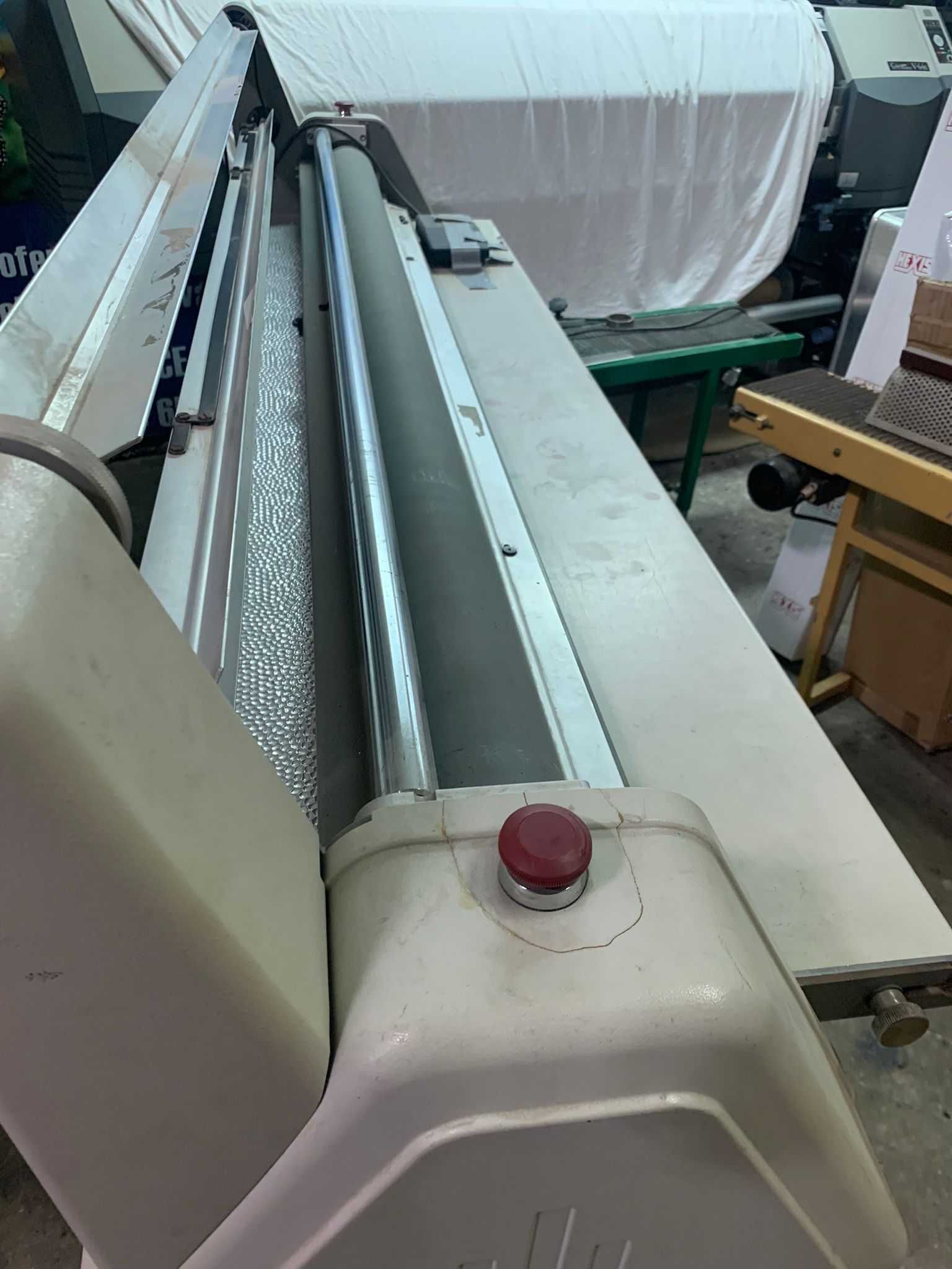 Laminadora profissional da marca NEOLT