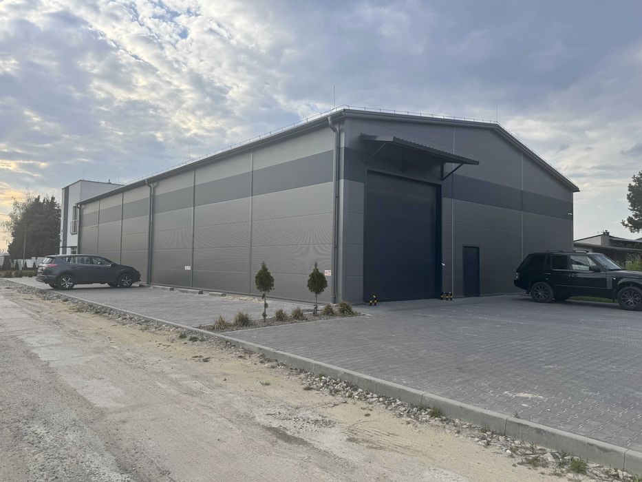 Obiekt magazynowo-biurowy, 550mkw+150mkw + plac 700 mkw