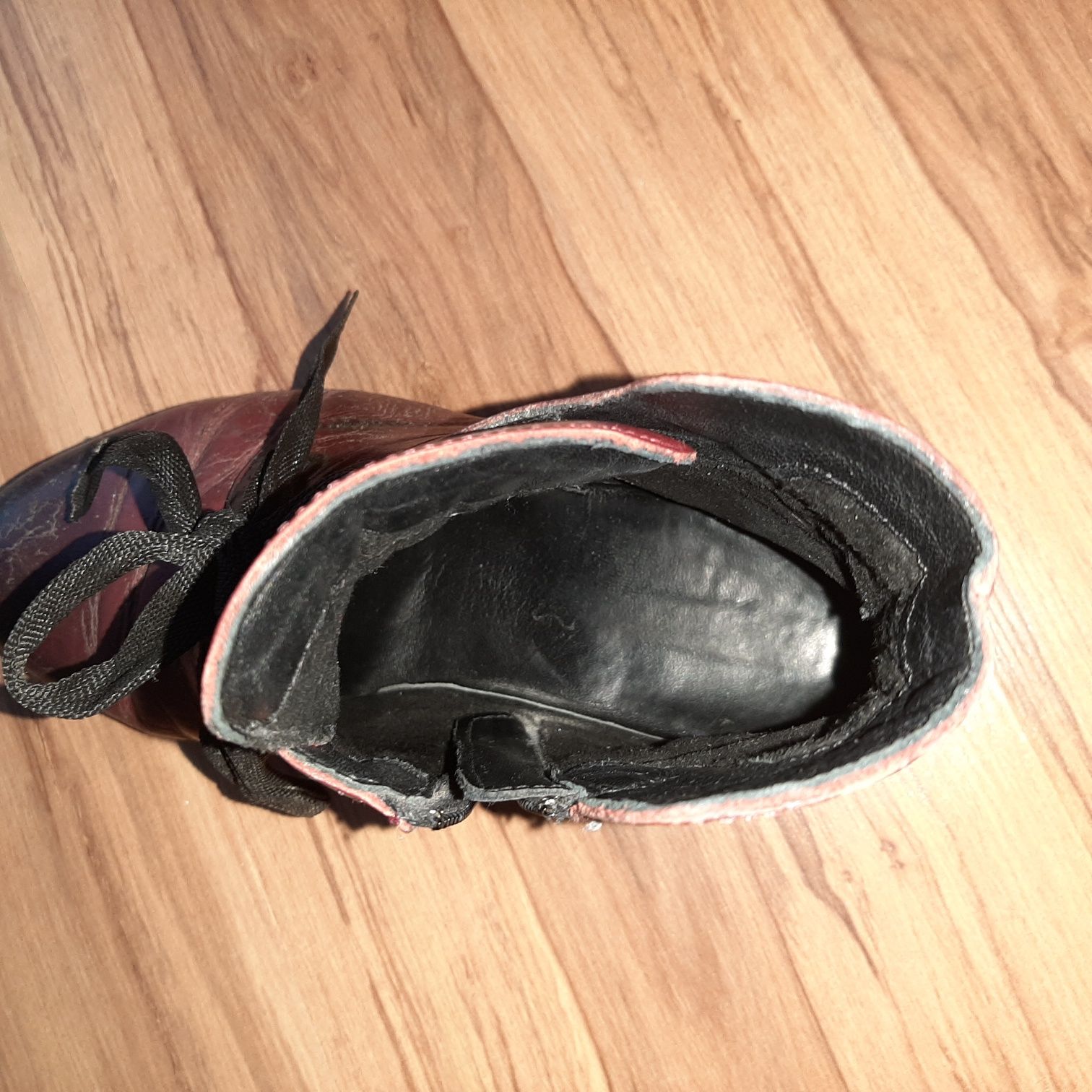 Buty półbuty jesień-zima r.37 skóra Lasocki czerwone wysyłka