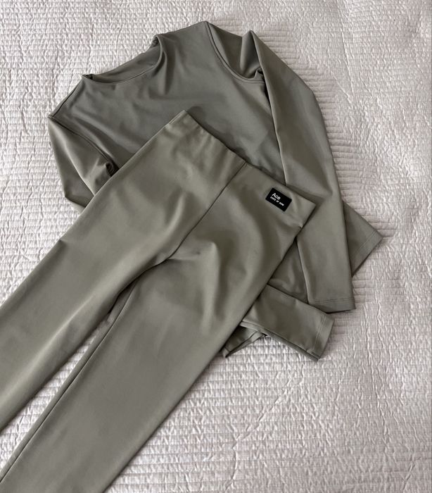 Костюм лосины и лонгслив хаки оливка хс/с