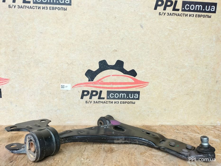 Ford Transit Tourneo Connect MK2 13- Рычаг передний правый