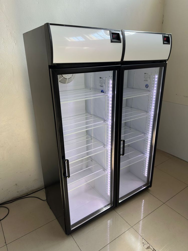 Lodówka chłodziarka  Frigoglass jak nowe 68 cm . 530 l ,