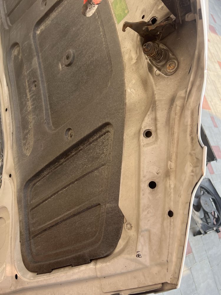 Капот BMW e46 Compact